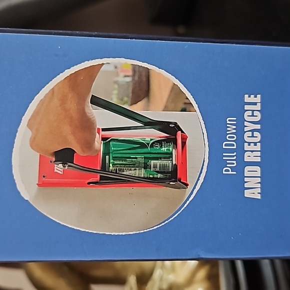 McKay Can Crusher New Recycle Aluminum Cans - Picture 1 of 4